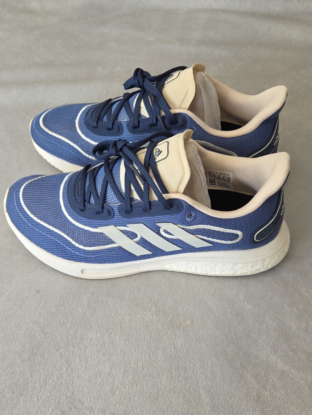 Womens Adidas Blue & Cream Sneakers, Size 7.5